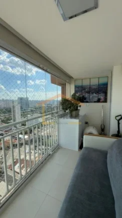 Imagem Apartamento com 82m², composto por 2 dormitórios, sendo 1 suite com ar condicionado, varanda goume...