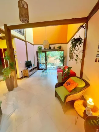 Imagem CASA LUXUOSA À VENDA A MENOS DE 120 MTRS DA PRAIA DO PEREQUÊ-AÇÚ UBATUBA-SP