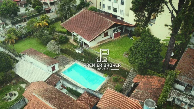 Imagem Casa à venda, 230 m² por R$ 3.500.000,00 - Alto - Teresópolis/RJ