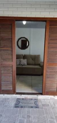 Imagem Casa à venda, com 2 quartos, 78m²