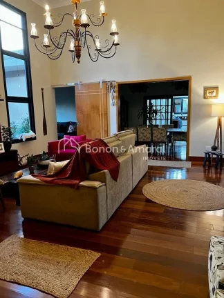 Imagem Casa térrea com 3 quartos (todos suítes, sendo a máster com closet), em terreno de 750 m² e 374 ...