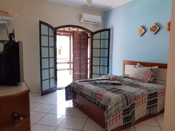 Imagem Casa com 6 dormitórios à venda, 327 m² por R$ 1.800.000,00 - Canto do Forte - Praia Grande/SP