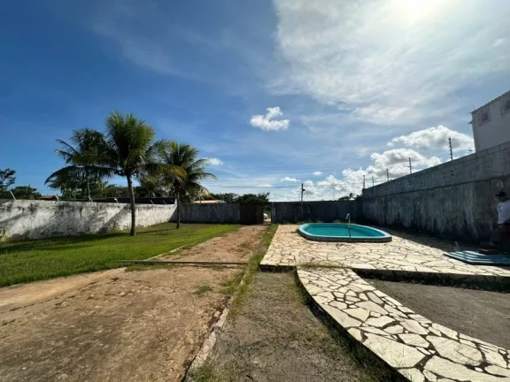Imagem Casa térrea à venda no Robalo. Loteamento Recanto das Chácaras em Aracaju-SE! 3 quartos, 1 suite, 1 sala, 2 banheiros, 20 vagas de garagem, 130,00 m² de área.