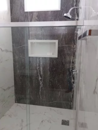 Imagem Casa nova com 3 suítes no Condomínio Acapulco
