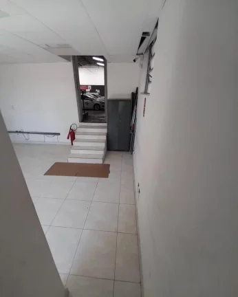 Imagem galpão com pé direito de 8 m e vão livre FL26
