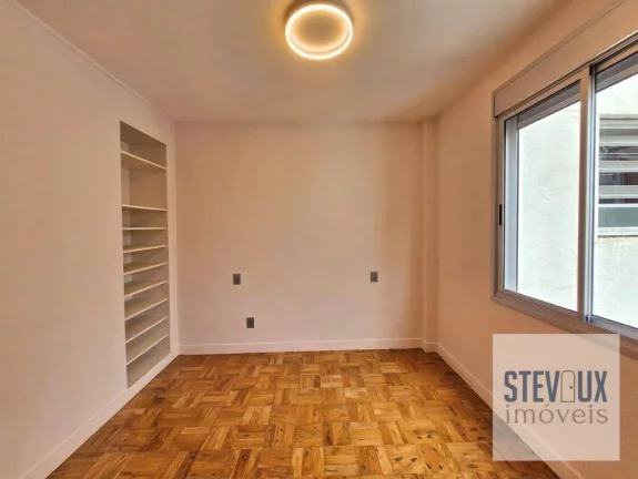 Imagem Apartamento reformado com 3 dormitórios e vaga fixa