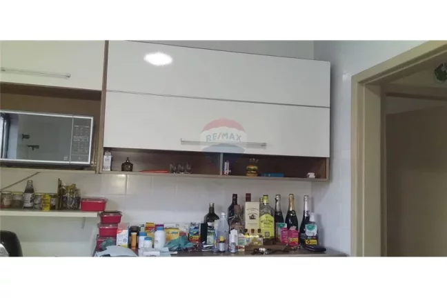 Imagem Imóvel amplo bem localizado no centro comercial ao lado do Shopping Partage