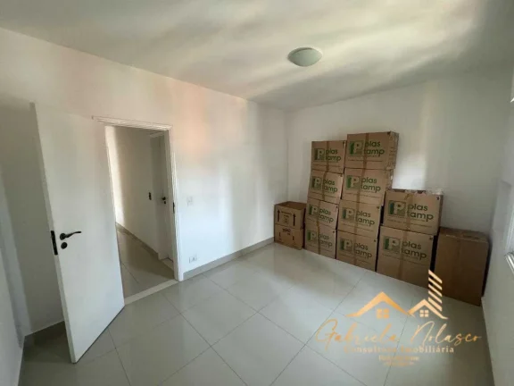 Imagem Apartamento de 3 dormitórios na Ponta da Praia