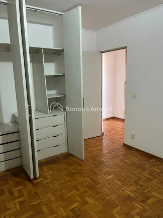 Imagem Localizado no bairro Centro, este apartamento oferece 120 m² de conforto e praticidade, com 2 quart...