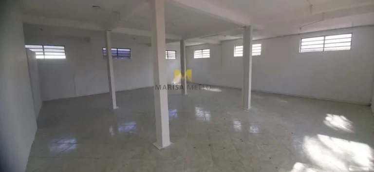 Imagem Maravilhosa Loja para alugar com 100m2 em vão livre na Vila Juliana, em Piraquara.