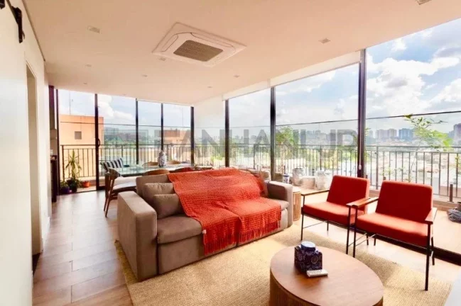 Imagem Apartamento de luxo na Vila Progredior, São Paulo-SP: 2 quartos, 2 suítes, 3 salas e 3 vagas de garagem.