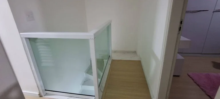 Imagem Sobrado Vila Monumento - 250M², 3 Dorms, 2 Vagas, Quintal.