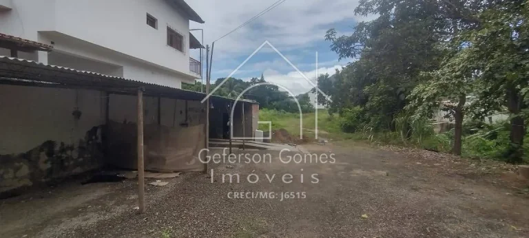 Imagem Lote á Venda - Com 165M² - Centro - Mantena - MG