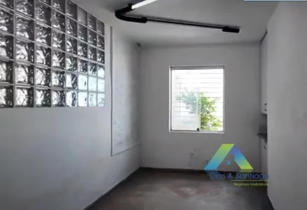 Imagem Casa Térrea a venda com 03 quartos 240m² de area construida