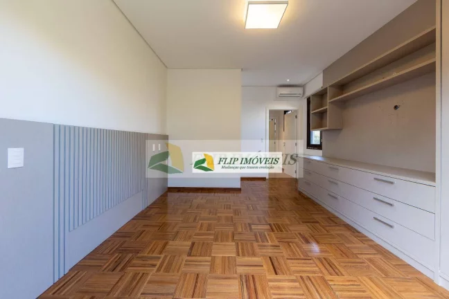 Imagem Casa com 4 dormitórios à venda, 360 m² por R$ 2.950.000,00 - Chácaras Alpina - Valinhos/SP