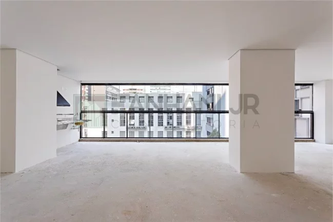 Imagem Imperdível: Apartamento de alto padrão com 3 suítes e 3 vagas no Jardim Paulista, São Paulo - SP! Confira já!