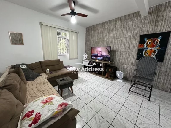 Imagem Casa de dois pavimentos pra morar e investir em Guaranhus - Vila Velha