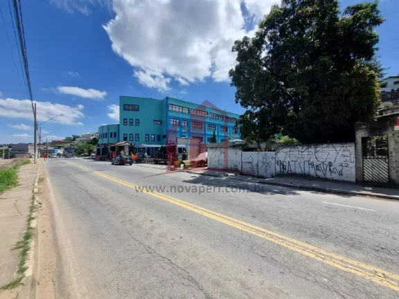 Imagem Casa comercial à venda no Centro de Franco da Rocha-SP: 3 quartos, 3 salas, 4 vagas de garagem, 119,78 m².