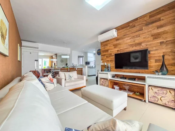Imagem Apartamento Pé na Areia à Venda com 3 dormitórios 1 suíte 133m² Riviera de São Lourenço Bertioga SP