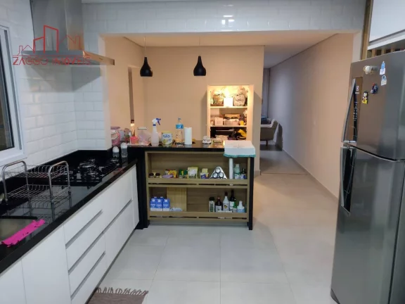 Imagem Oportunidade - Casa em condomínio - 2 dorms.