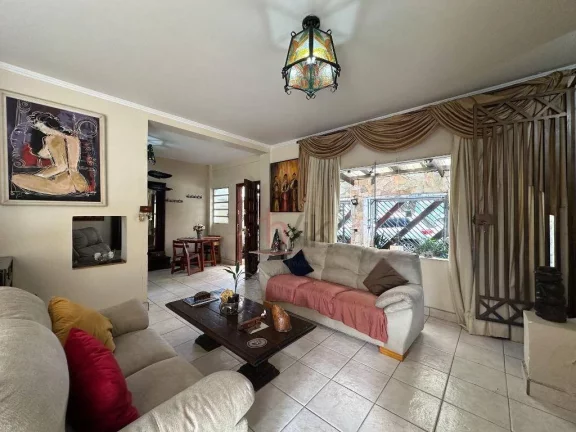 Imagem Casa com 4 dormitórios e 260m2 à venda no Brooklin, ótima localização!