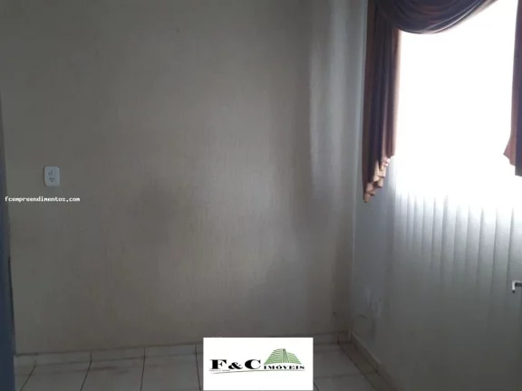 Imagem Apartamento para Venda em Limeira, Parque Residencial Abílio Pedro, 2 dormitórios, 1 banheiro, 1 vaga