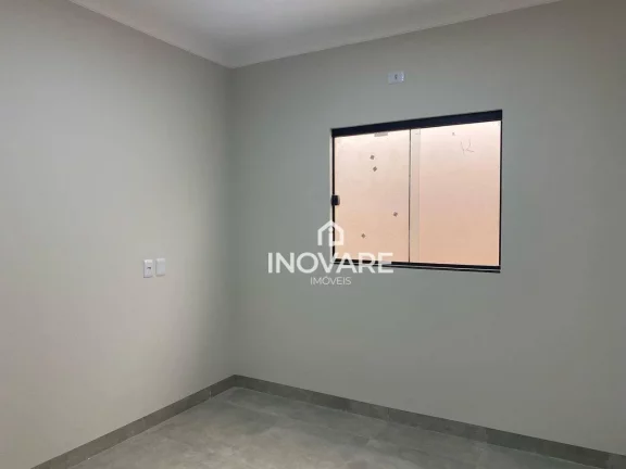 Imagem Casa com 3 dormitórios à venda, 90 m² por R$ 290.000 - Setor Flamboyant - Itumbiara/GO