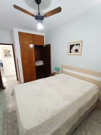 Imagem Apartamento com 2 quartos na quadra da praia da Aparecida por R$ 480 Mil