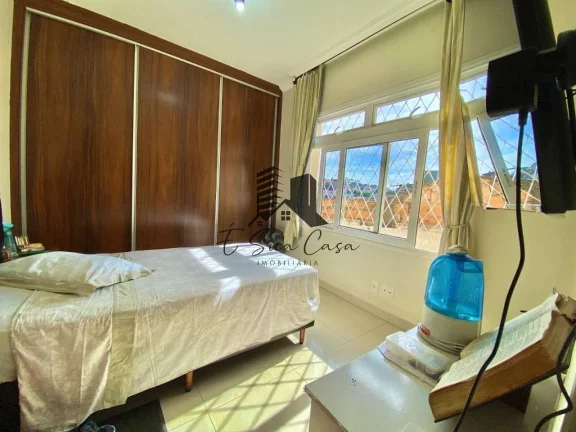 Imagem Casa a Venda 4 Quartos, Bairro João Pinheiro Belo Horizonte MG