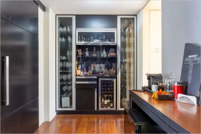 Imagem Apartamento à venda em São Paulo-SP, Real Parque: 4 quartos, 2 suítes, 2 salas, 5 banheiros, 3 vagas - 294 m².