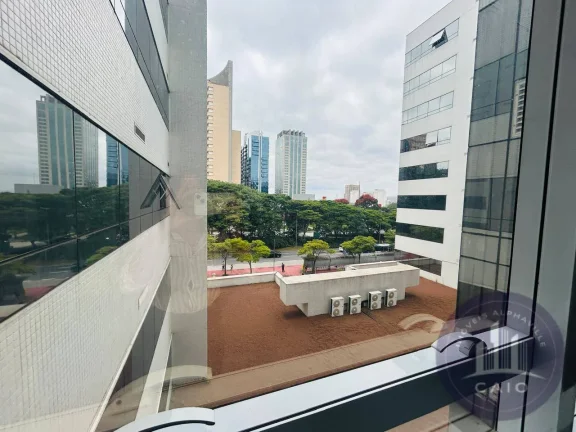 Imagem Sala para aluguel com 55m² por R$ 3.029,00/mês - Alphaville -SP