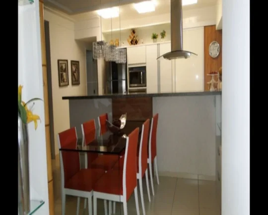 Imagem Apartamento alto padrão com vista para o mar na Enseada