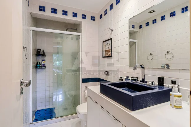 Imagem Apartamento à venda na Lagoa, 150m2, 2vgs, 3 quartos, na Alexandre Ferreira