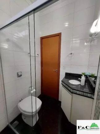 Imagem Casa para Venda em Limeira, Jardim Porto Real IV, 3 dormitórios, 1 suíte, 3 banheiros, 2 vagas