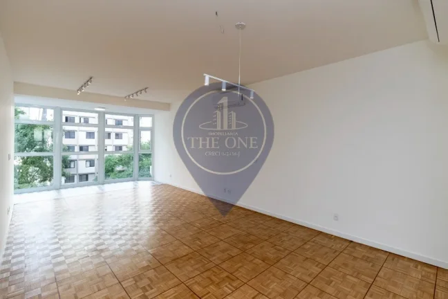 Imagem Apartamento de luxo no Jardim Paulista: 3 quartos, 3 suítes, 2 salas, 2 banheiros, 1 vaga, 141,32 m² - São Paulo-SP.