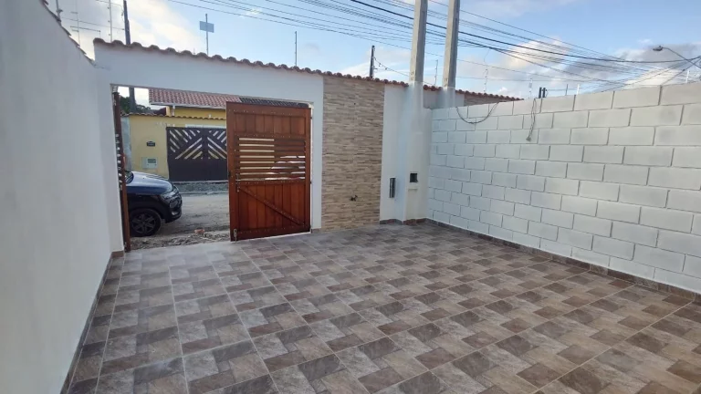 Imagem Casa com 2 dorms, Nossa Senhora do Sion, Itanhaém - R$ 220 mil, Cod: 1768