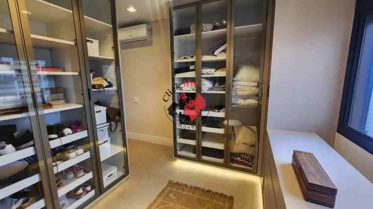 Imagem Apartamento Lindo à Venda com 251m² e Linda Vista para o Mar no bairro Asturias - Estuda Permuta