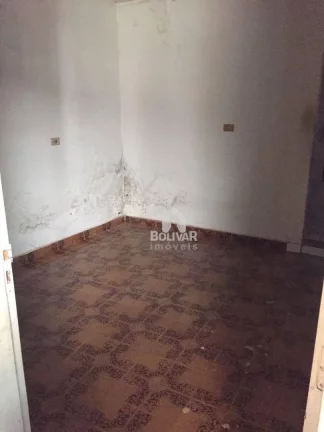 Imagem Casa com 3 dormitórios à venda, 180 m² - Setor Central - Itumbiara/GO
