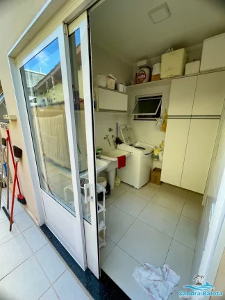 Imagem Casa com 4 dormitórios sendo 4 suítes/ Toninhas -Ubatuba