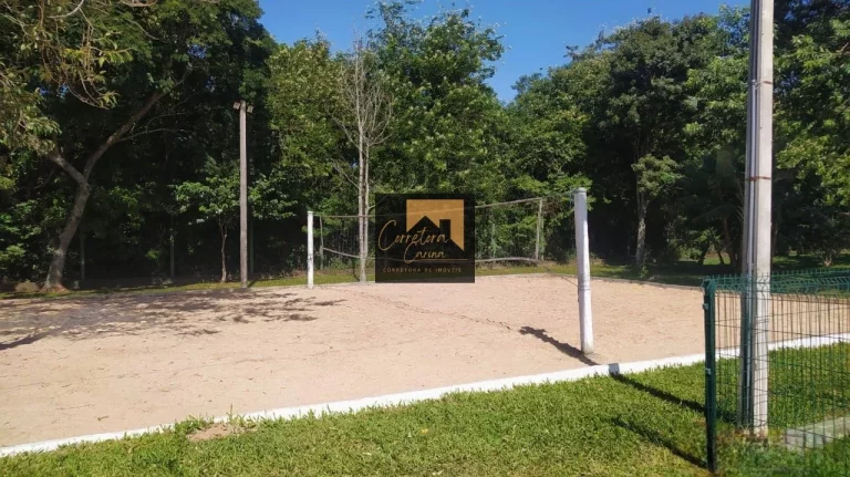 Imagem Terreno plano de 300 m² em condomínio fechado! Localizado na Praia de Fora a 600 metros da Praia! ...