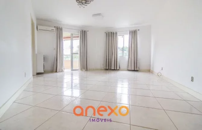 Apartamento a venda em Blumenau com 3 Dormitórios no bairro Vila Nova.