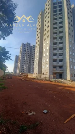 Imagem Apartamento à venda em Foz do Iguaçu-PR, bairro Monjolo: 2 quartos, 2 salas, garagem, 46m². Venha conferir!