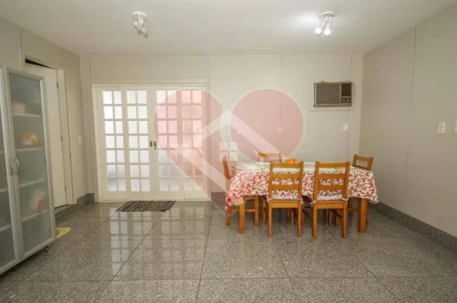 Imagem Casa de Luxo na Barra da Tijuca – 4 Suítes, Piscina