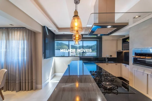 Imagem Apartamento Diferenciado á venda com 1 suíte, 1 home office e 2 vagas localizado em Balneário Camboriú.
