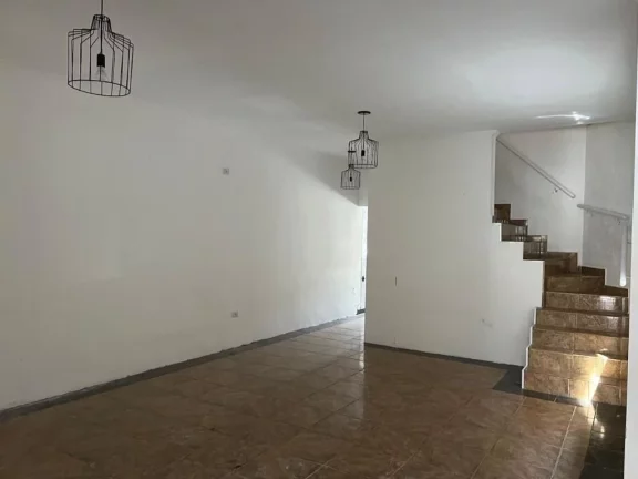 Imagem Sobrado com 3 dormitórios à venda, 155 m² por R$ 890.000,00 - Jardim dos Ipês - Suzano/SP