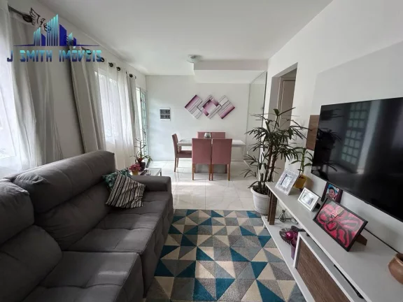 Imagem CASA LINDA, ÓTIMO ACABAMENTO. ÁRMÁRIOS TOP. CONDOMÍNIO COM LAZER DE CLUBE.