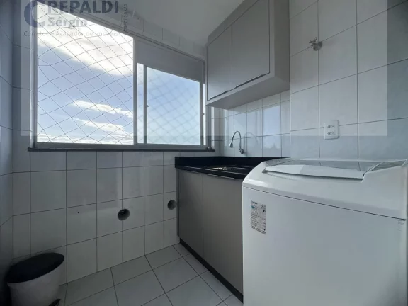 Imagem Apartamento de 3 quartos com suíte e vaga de garagem no Centro de Criciúma-SC: oportunidade imperdível!