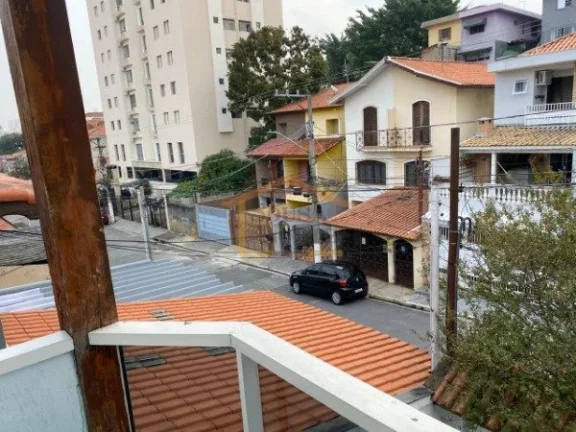 Imagem Sobrado espaçoso 3 dormitórios, 4 banheiros e 5 vagas de garagem, sendo garagem subterrânea. Poss...