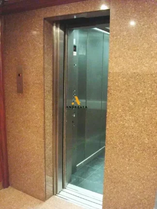 Imagem Rua do Ouvidor -Centro - Maravilhoso espaço comercial - em localização privilegiada, com 177m²- Aluguel R$8.800,00