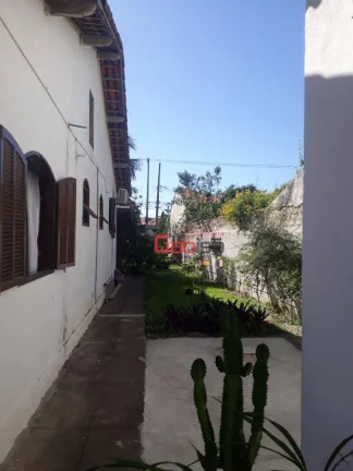 Imagem Casa com 2 dormitórios à venda, 200 m² por R$ 940.000,00 - Peró - Cabo Frio/RJ